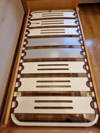 Cama individual de madera 90cm