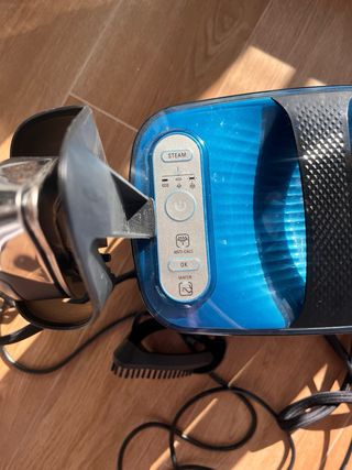 Plancha de vapor Rowenta Cube con accesorios