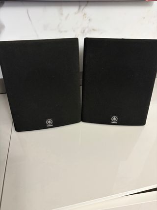 Altavoces Yamaha Dolby Surround 5.1