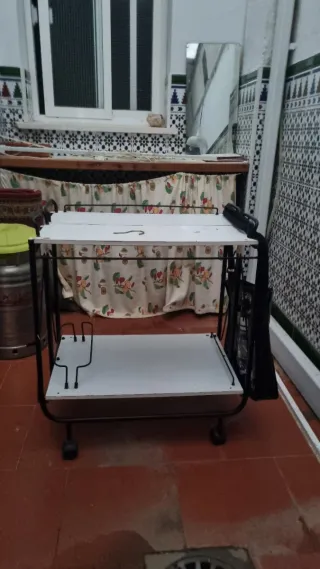 Carrito auxiliar multiusos