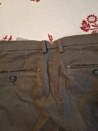 Pantalone uomo fantasia rigata marrone