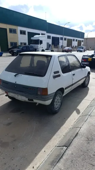 Peugeot 205 gtx 1.6