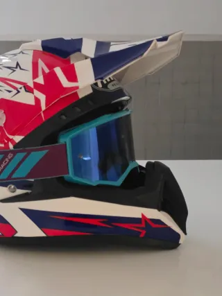 Casco Airoh talla M con Gafas Fly Racing