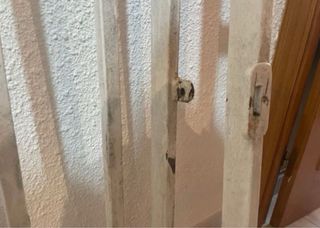 Reja abatible 159x170 para ventana verja