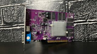 Tarjeta gráfica GeForce4 MX 440s