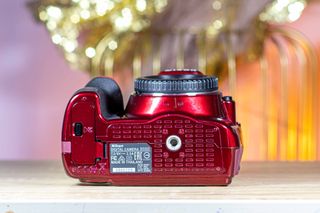 Nikon D3300 Corpo Macchina Rossa