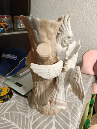 Jarrón de porcelana con pájaros