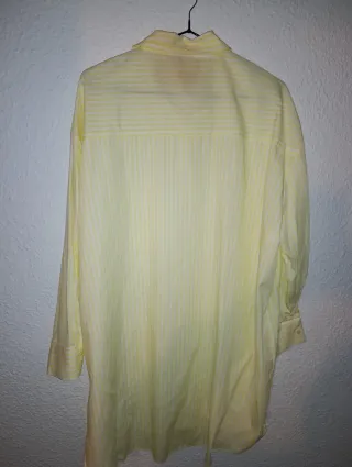 Vestido camisero de rayas amarillas. Talla M.
