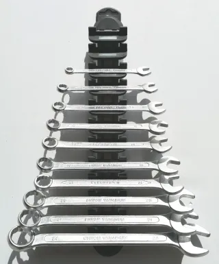 Juego de 10 llaves combinadas (fijas y estrella)