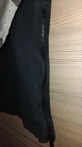 Felpa Nike Air nera e grigia