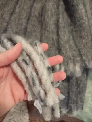 Bufanda Stradivarius Gris