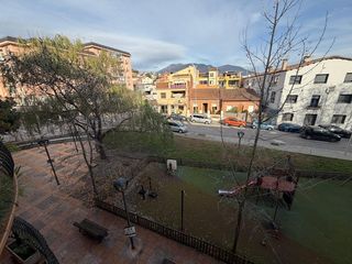 Piso de 90m2 - 3 Hab / 2 Baño. Excelente ubicación