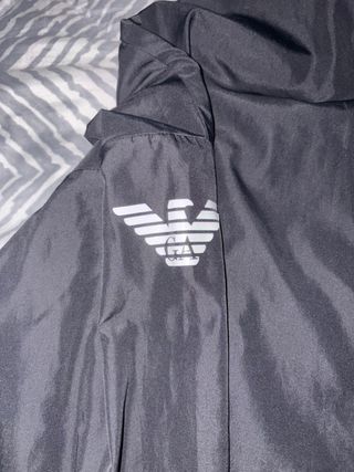 Chaqueta Emporio Armani Negra con Logo