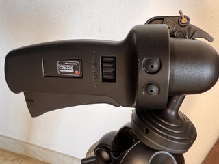 Trípode Manfrotto 055 Pro + Rótula 322RC2