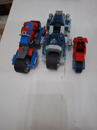 Lego Avengers y Spiderman Motos