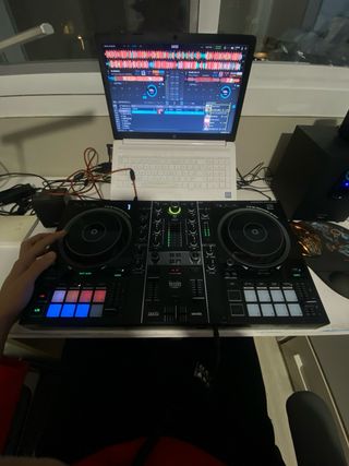 Servicio de DJ