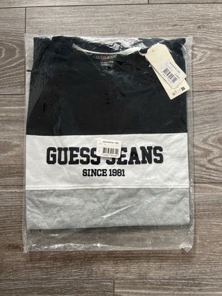 Camiseta Guess Jeans Tricolor Vintage Talla L