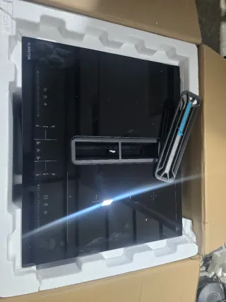 Placa de inducción  con estracion Klarstein