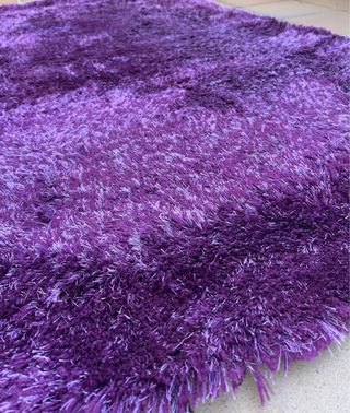 Alfombra alta calidad con cojines a juego