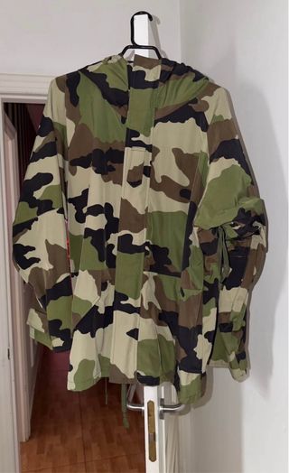 Chaqueta militar camuflaje