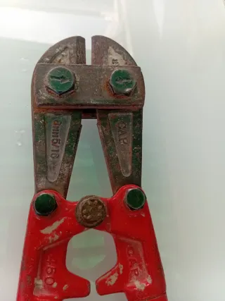 Cortavarillas profesional rojo