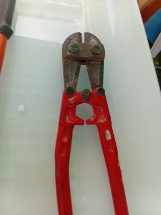 Cortavarillas profesional rojo