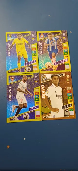 Cromos Adrenalyn XL 22-23