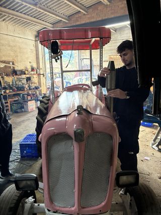 Tractor Fiat 411r antiguo