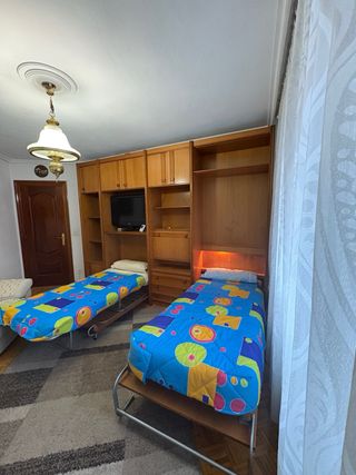 MUEBLE DE SALON CON 2 CAMAS PLEGABLES