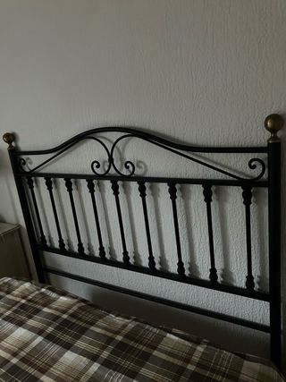 Cabecero de hierro forjado.no hago envio