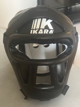 Casco Karate Ikara Negro
