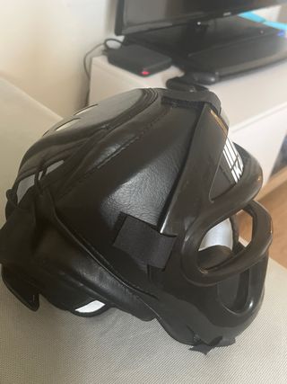 Casco Karate Ikara Negro