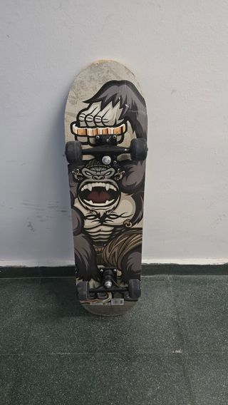 Skate con diseño de gorila