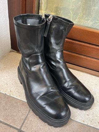 Stivaletti Neri Zara