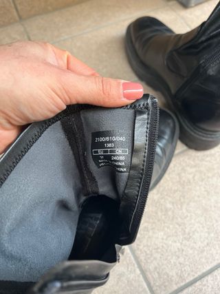 Stivaletti Neri Zara