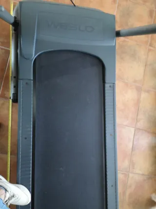 CINTA DE CORRER ELÉCTRICA WESLO MODELO CADENCE 55