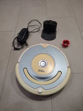 Robot Aspirador Roomba + Base y Cargador