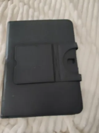 Funda con teclado para tablet