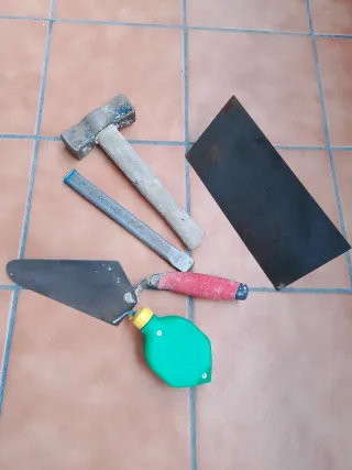 Herramientas de construcción variadas