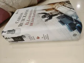 El Laberinto de los Espíritus (Spanish Edition)
