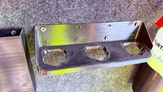 Suporte Pared 3 Baterías Milwaukee M12