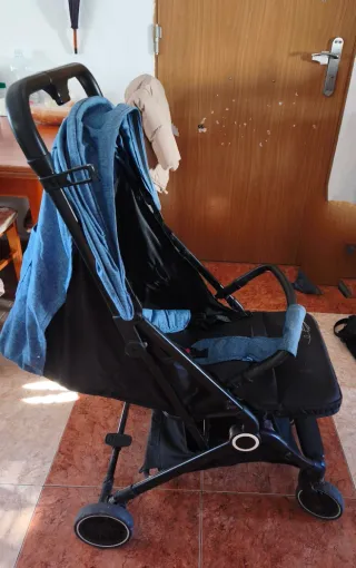 Carrito de bebé plegable