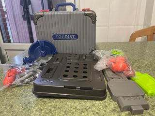 Maletín Herramientas Convertible en Mesa