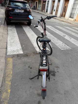 Bicicleta Eléctrica y dos cargadores originales32v