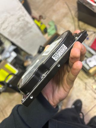 Disco Duro Fujitsu MPD3084AT 8.4GB Vintage