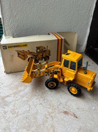 Lote 4 Miniaturas JOAL Caterpillar primera ed. 70’