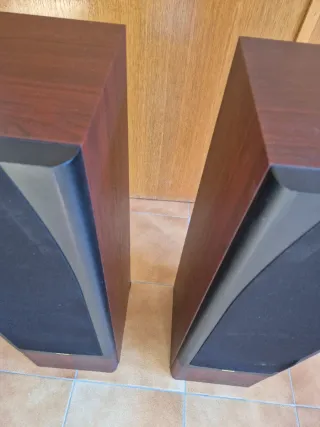 2 Altavoces Torre JAMO CENTER 98