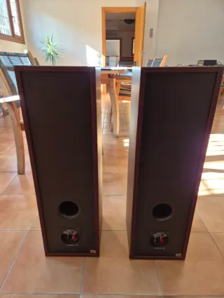 2 Altavoces Torre JAMO CENTER 98