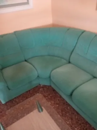 Mesa centro cristal y mármol beige. REGALO EL SOFÁ