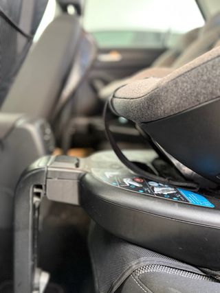 Silla de coche giratoria gris